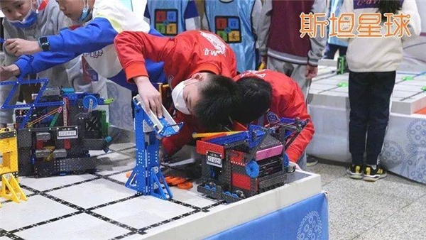 包含直击现场！季军战中阿根廷队如何完成遭遇淘汰？的词条